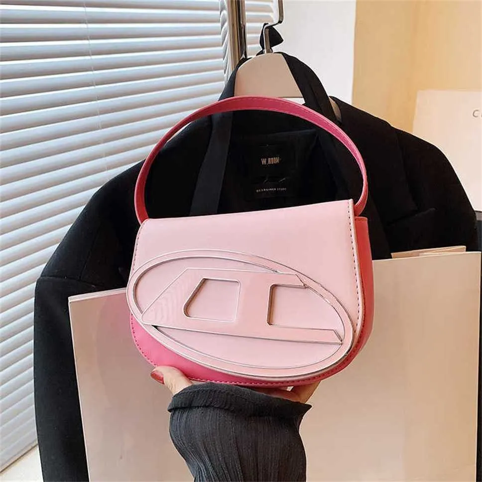 Crossbody Summer Damskie ramię okrągłe ciasto Internet Słynny Saddle Telefon komórkowy 70% zniżki na sklep hurtowy