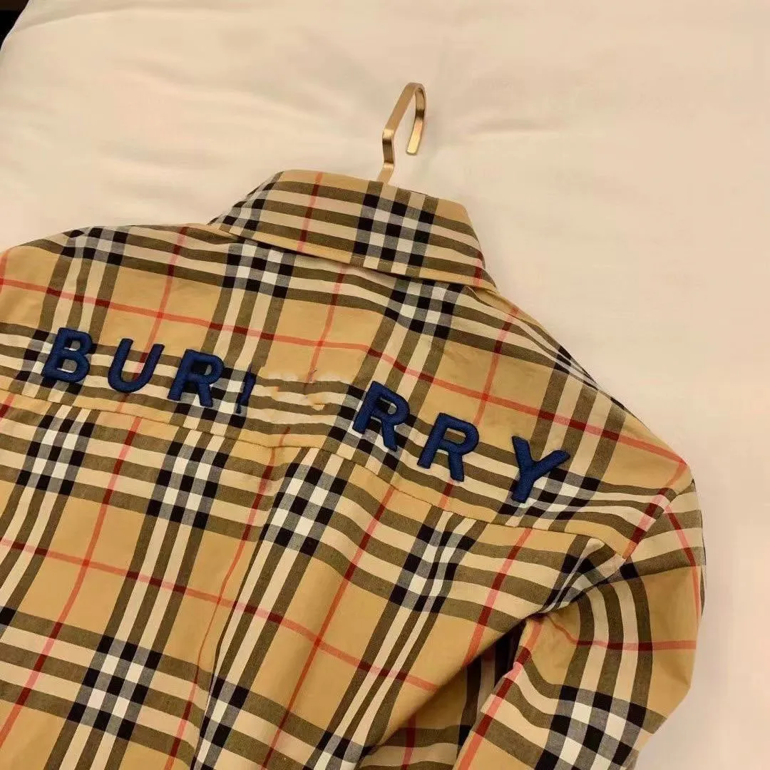 SS Designer Spring Clothing High Quality Classic Letter Ladies Plaid Shirt Luxury Long-Sleeved Spring and Summer Casual Loose Ladies Shirt Storlek 45-60 kg