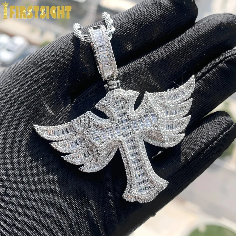 Iced Out Крыло Ангела Крест Ожерелье для Мужчин Женщин Зубец Установка Цирконий Серебристый Цвет Кулон Хип-Хоп Ювелирные Изделия 240311