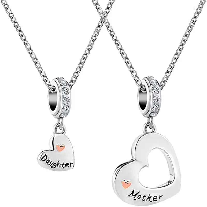 Pendentif Colliers Ensemble Famille Amour Collier Mode Charme Mère et Fille En Forme De Coeur Creux Cadeau Femelle