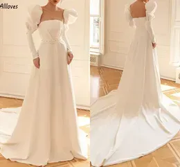 Vintage Puff Long Sleeves Wedding Dresses Elegant Ivory Satin A Line Simple Boho Garden Bridal Gowns Strapless Open Back Long Court Train Bride Robes de Mariee CL2952