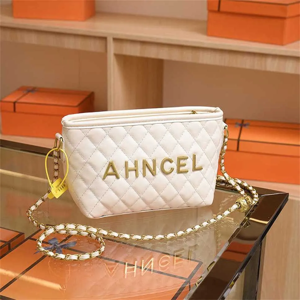 This years popular for women spring and summer chain underarm small square textured diamond grid single shoulder crossbody 70% Off Store wholesale