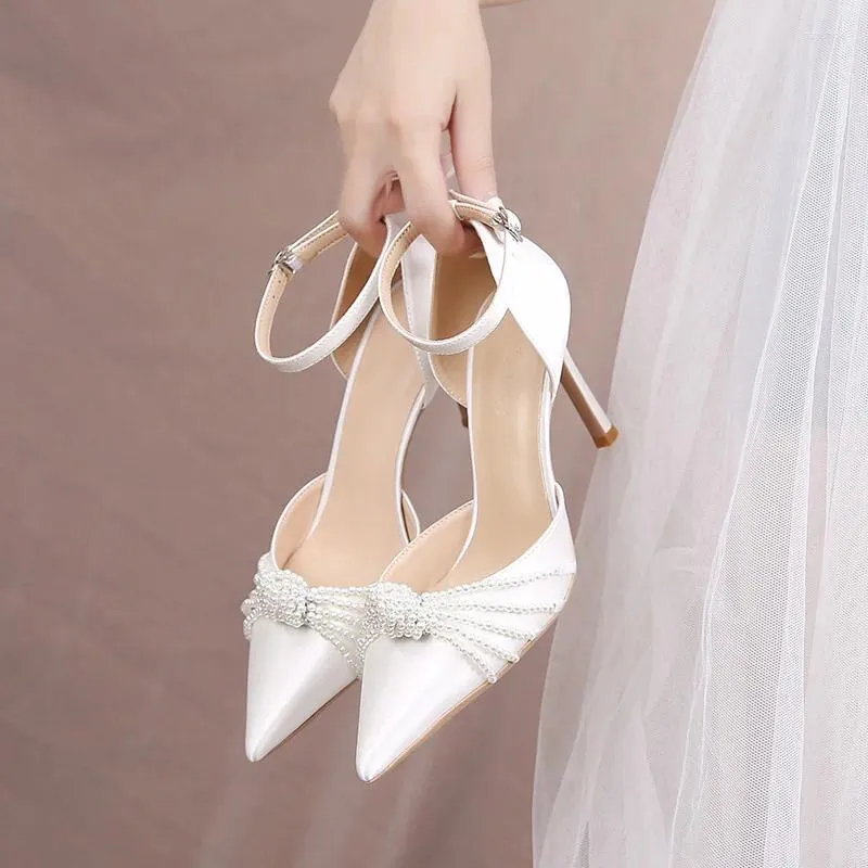 Klänningskor Storlek 33-40 Multi-Pearls Pointed Toe Stiletto Heel High Heels Sexig Satin Women White Wedding Black