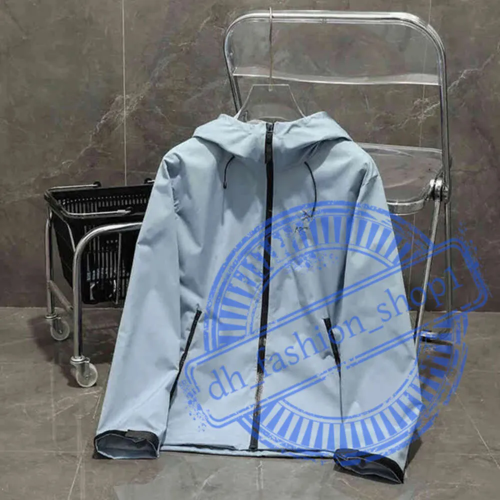 Unisex Arc 3D Jacket