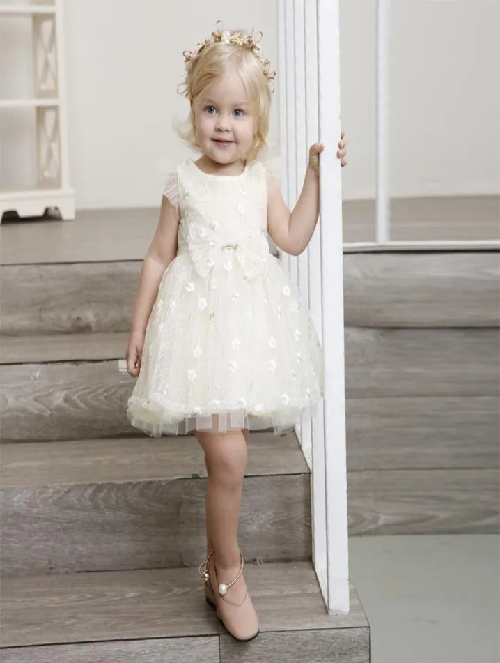 Neonate Tutu Abito in pizzo bambini Fiore Tulle Abiti da principessa 2018 estate Boutique Abbigliamento per bambini maniche volanti Abito da ballo C40035939838