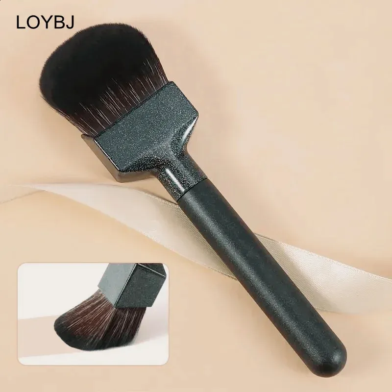 LOYBJ Large Arc Foundation Brush Multifunctional Makeup Cosmetic Powder Blush Contour Sculpting Brushes Face Make Up Tools 240311