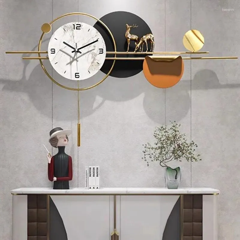 Wanduhren Minimalismus Nordic Uhr Hängen Luxus Stillen Hause Licht Mode Eisen Kunst Reloj Pared Decorativo Raum Dekoration