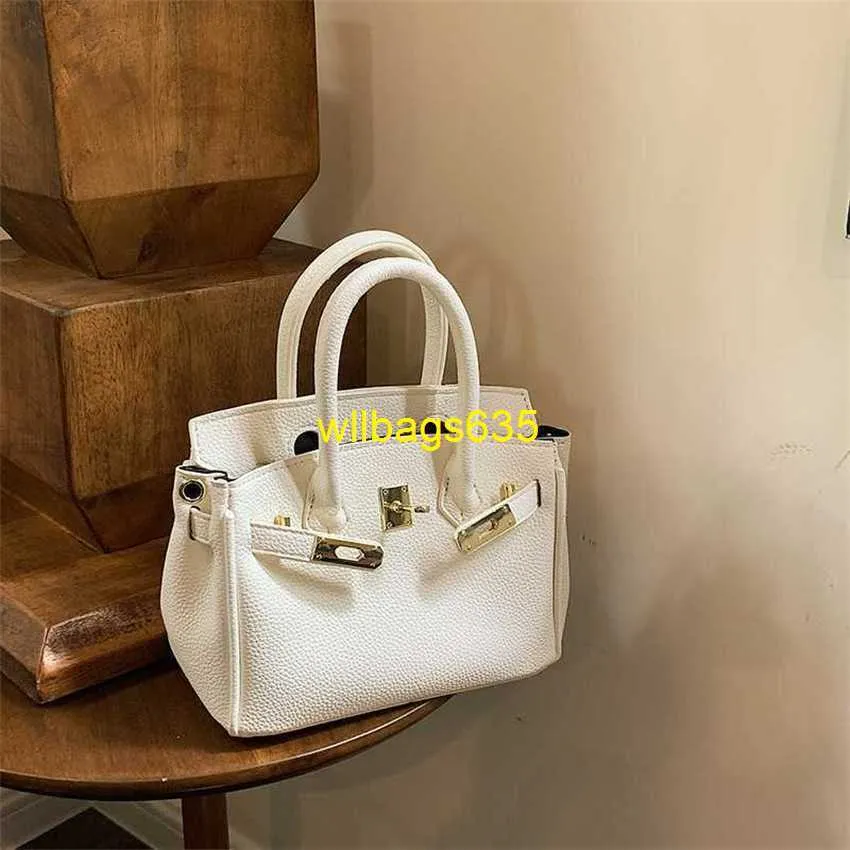 Borse tote in vera pelle Bk Habdbags Borsa a mano in platino moda retrò avanzata per borsa da donna 2024 Nuova tendenza europea e americana Lychee Patt ha il logo HB8NIS