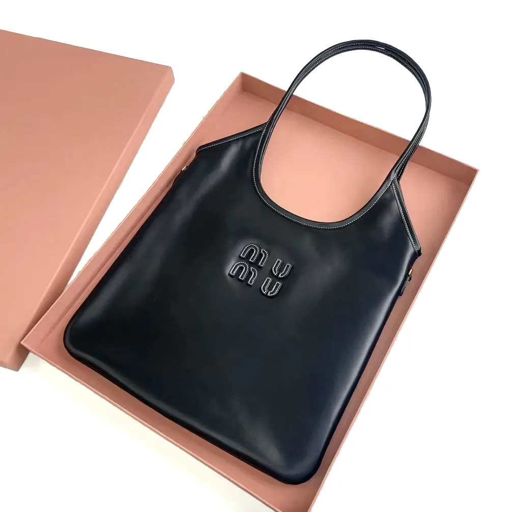 Mui Mui Fashion Hobo Bag Underarm Luxurys Bolso de diseñador para mujer Miui Leather Shop Large Tote Cleo Handbag Bolso de hombro Hombre Crossbody Clutch City Travel Pochette Bolsas