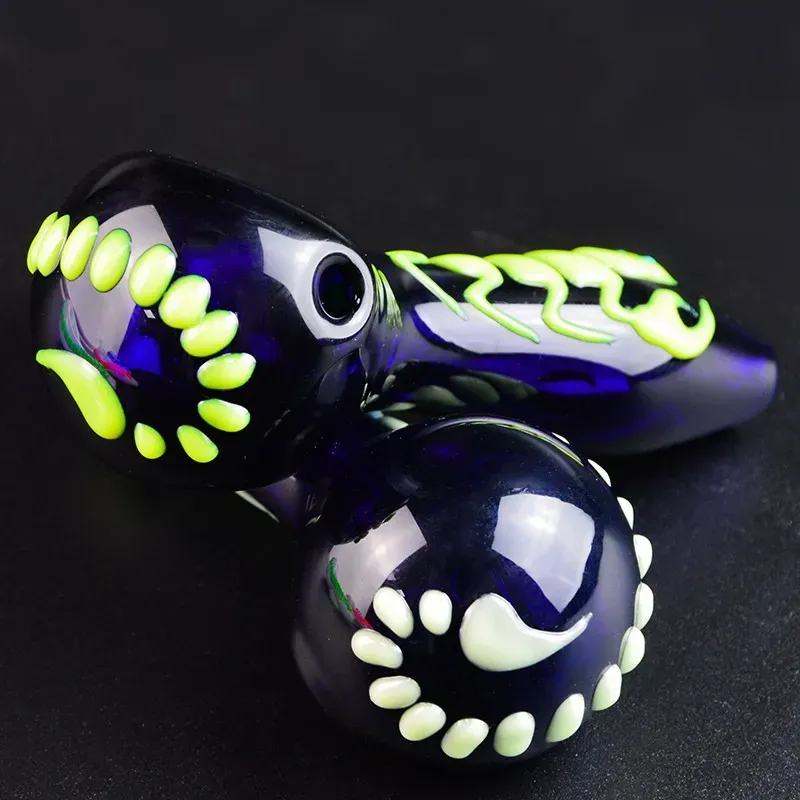 QBsomk 4inch Glow In The Dark Glass Pipes Heady Spoon Pipe Luminous Scorpion Hand Pipe Smoking Pipes Smoking Accessories