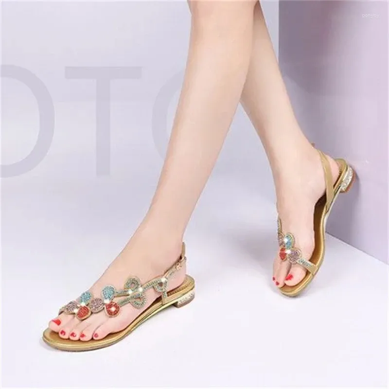 Sandals Summer Ladies Elegant Comfort Leather Rhinestone Low Heel Flat Bottom Clip Toe Thick Flowers Luxury