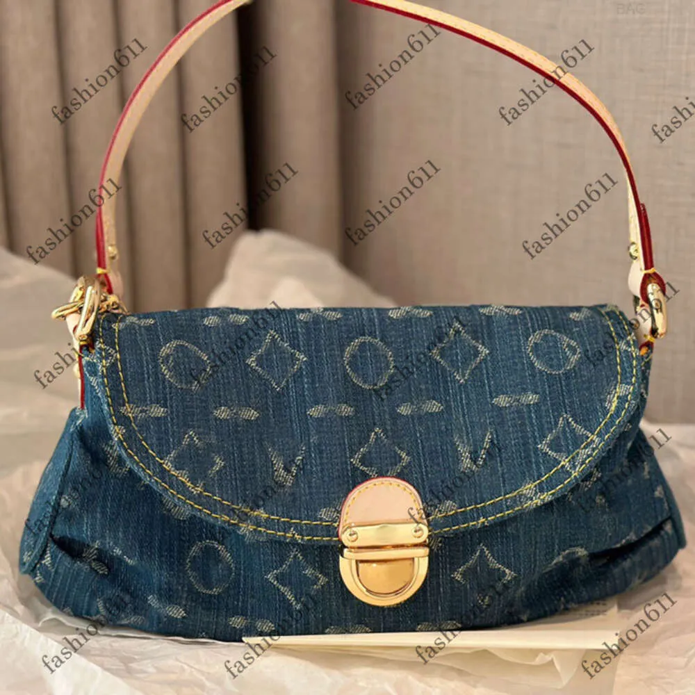 10A Tryckt denim Luxury Underarm Women Designer Bag quiltad Trend Tote Gold Metal Hårdvara Justerbar läderband Portable Shoulder Handväska stor kapacitet 27x1