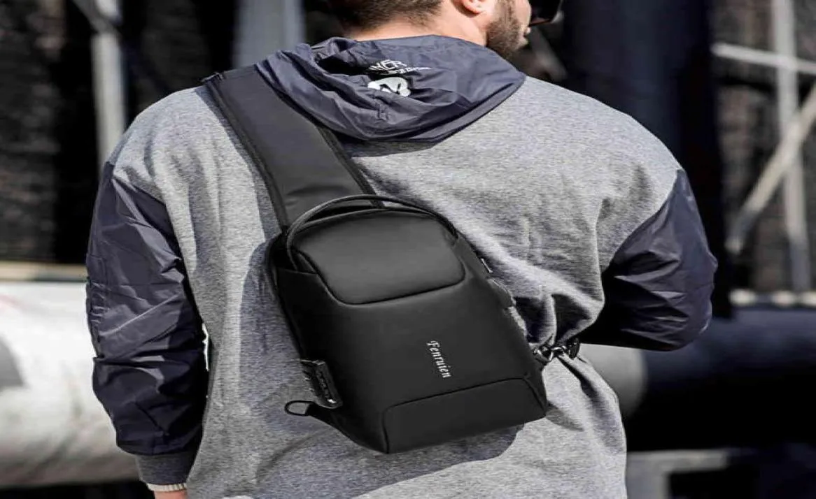 Fenruien Nowi mężczyźni wielofunkcyjna torba na klatkę piersiową TSA Antitheft Large Pacader Bag na ramię USB ładowanie Wodoodporne torba krzyżowa K7138703006