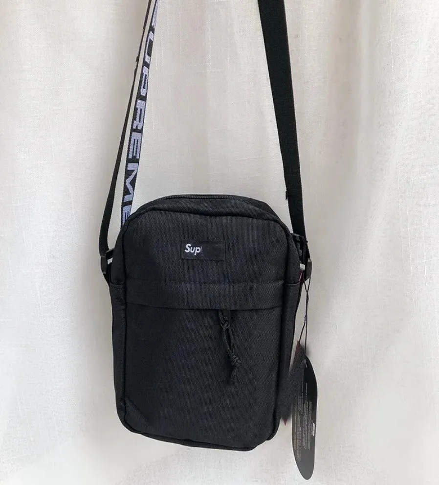 Borsa a tracolla piccola in tela da uomo del 18° secolo Borse causali semplici da ragazza Mini cerniera Sport Designer Borsa a tracolla nera/rossa e borse per la spesa9124383