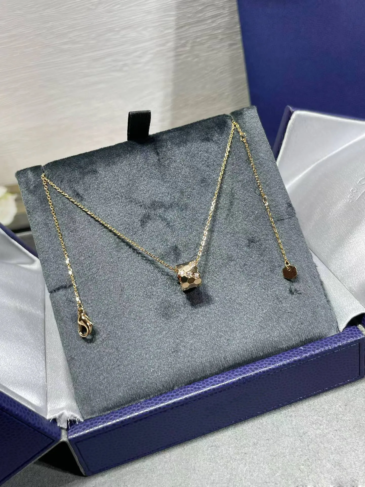 Роскошное брендовое ожерелье, известное ожерелье из нержавеющей стали с буквенным сердечком, кулон, ожерелье, цепочка из бусин, ювелирные аксессуары, подарки, 10 стилей, модельерское ожерелье