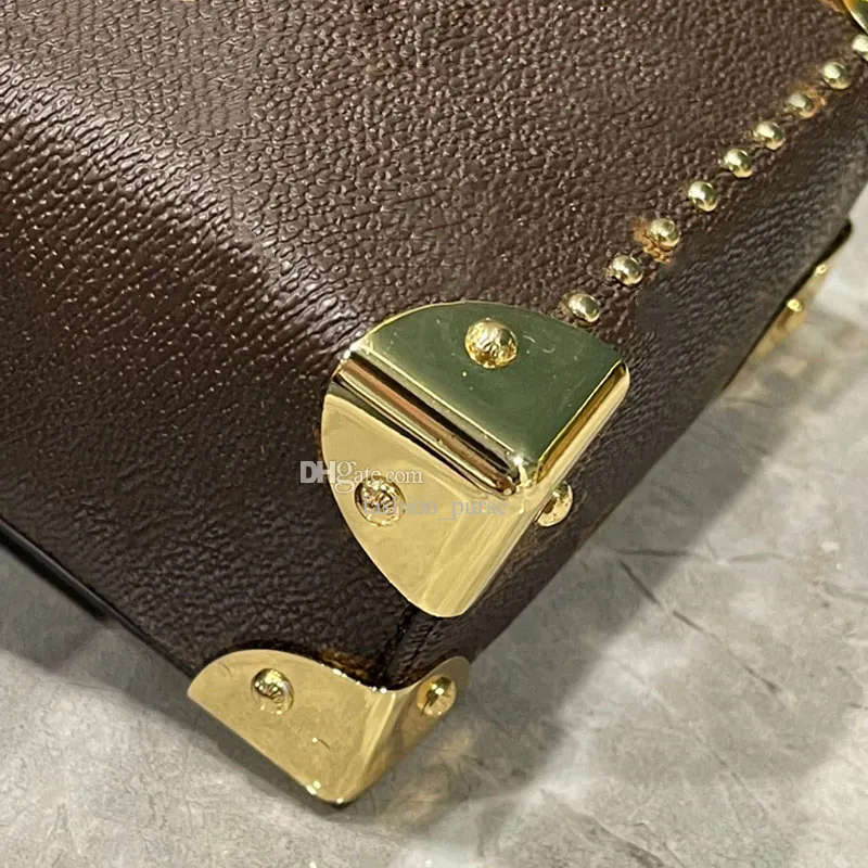 M82465 TOP Luxus-Designer-Damen-Umhängetaschen, Mini-Lorie-Handtasche, Brieftasche, klassischer Modestil für Damen und eine Umhängetasche mit Goldknopf und Goldrand und Goldkette