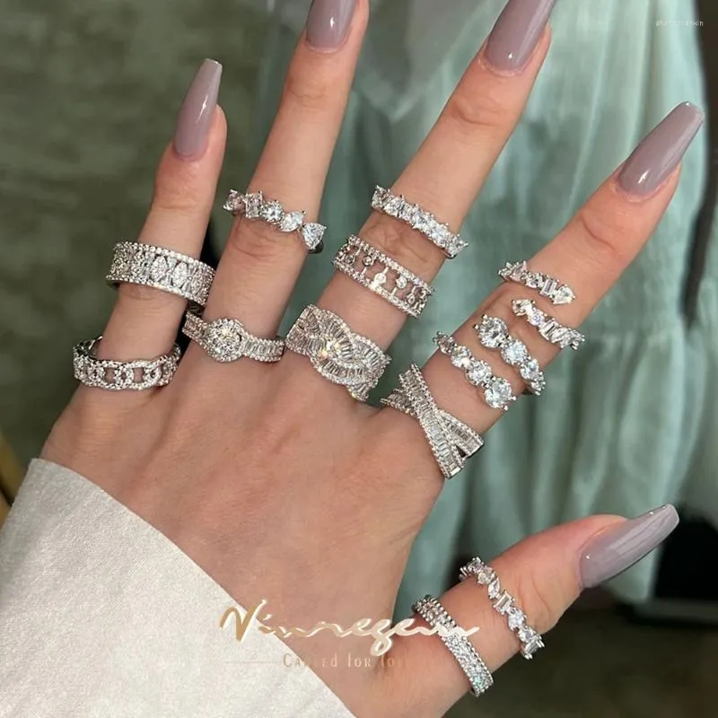 Anelli a grappolo Vinregem Sparkling Lab creato con pietra preziosa zaffiro Anello in argento sterling 925 per le donne Gioielleria raffinata Fede nuziale Regali per ragazze