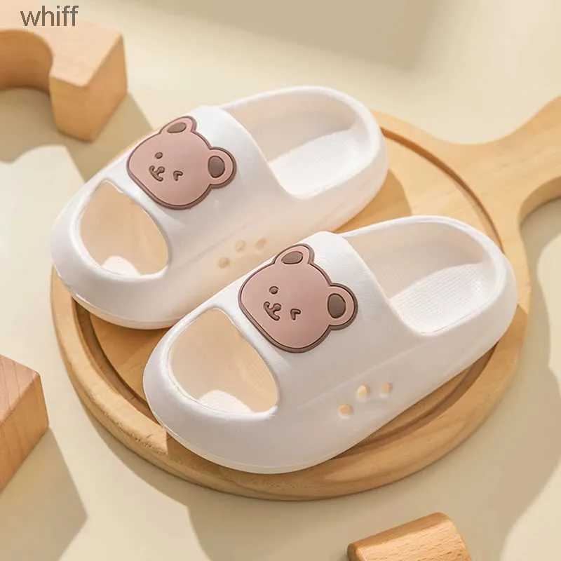 أطفال Sandals Slippers Summer Cartoon Bear Home Shoes for Boy Girls Soft Eva Eva Flat Heel Slippers Beach Child Child Baby Slidesc24318