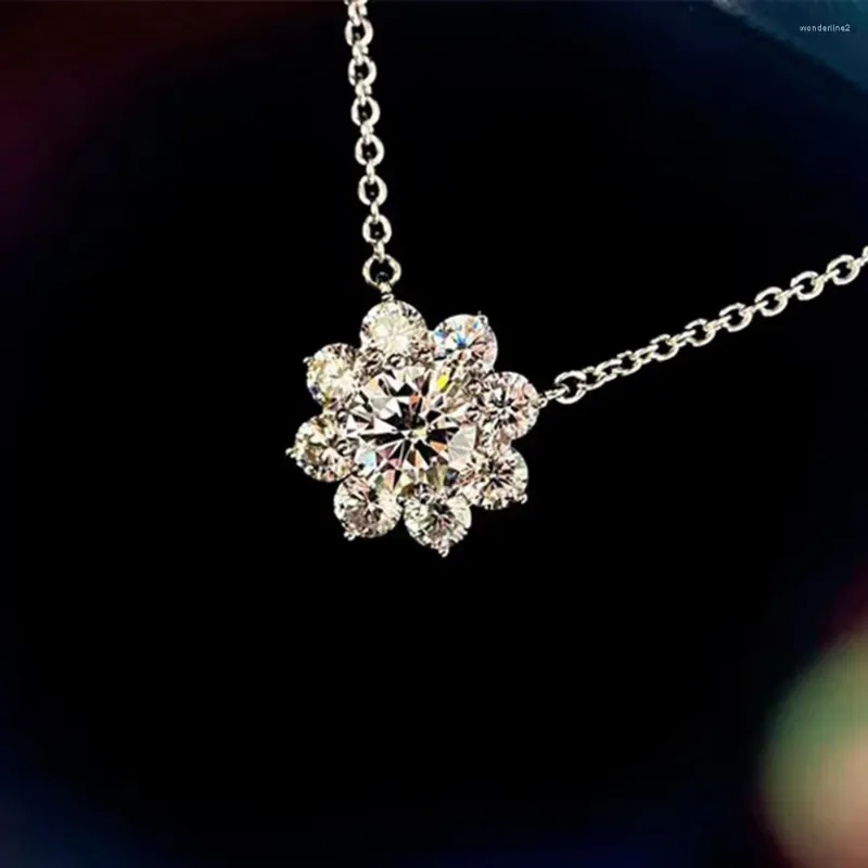 Chains Romantic Fashion S925 Sterling Silver Sunflower Necklace Women's Star Shining Wedding Accessories Exquisite Brand Jewelry Party