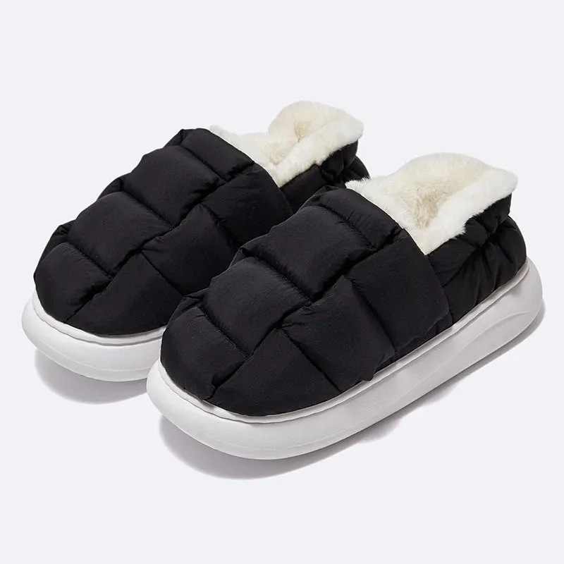 Bottes 2022 Hiver Slippers floues Femmes Down Slippers House House Slides Memory Foam Shoes extérieures intérieures Ferme