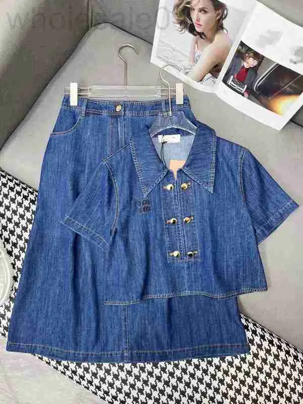 Tweedelige jurk ontwerper 2024 lente nieuwe denim shirt met korte mouwen dames hoge taille A-lijn rok tweedelige set trend KINV