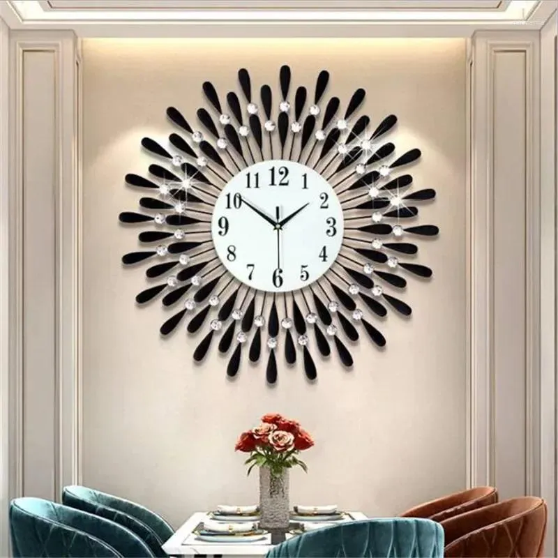 壁時計クリエイティブクリスタルクロックモダンデザイン大型ホームデコレーションリビングルームテレビバックグラウンドメタルサイレントハンギング