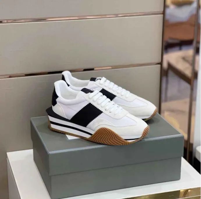 24S مصمم فاخرة أحذية الرجال جيمس أحذية رياضية مطاطية فول النعل زيادة الشبكة Jago Sneaker Dhgate Suede Neoprene Outdoors Jagga White Disual Skate Shoe Tom Fords Box