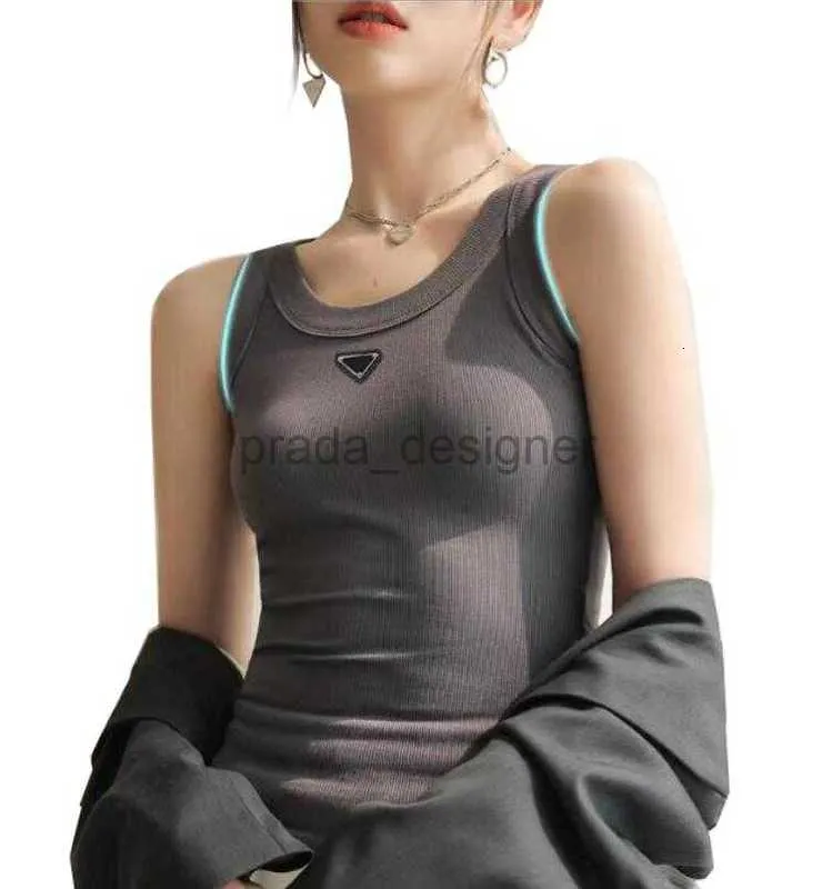 2023 Yeni Yaz Tasarımcısı Moda Kadın Tankları Sling Yelek Saf Pamuk Yüksek Streç İnce Seksi T gömlek Sporları Yoga Lüks Çoklu Renkler M-2XL Q-F3463
