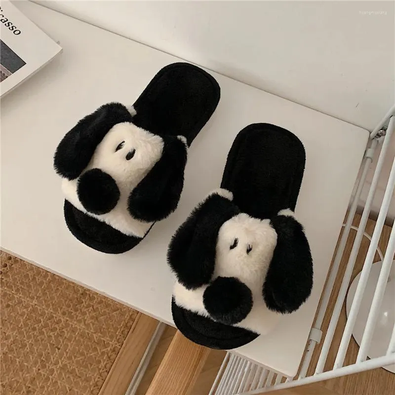 Pantofole Simpatico peluche caldo per le donne Moda invernale Kawaii Amanti del cotone peloso Cartone animato Scarpe da casa per interni Scivoli