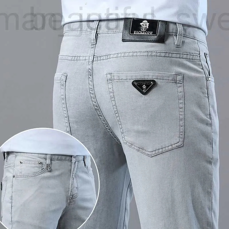 Herren-Jeans, Sommer-Jeans aus dünnem Denim der Marke für Herren, hellgraue Slim-Fit-Jeans für Herren, kleiner gerader Schlauch, elastischer mittlerer Bund, luxuriös und lässig, Big Shot 6LKF PHI1