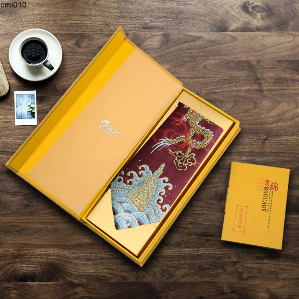 Cravate de créateur Nanjing Yunjin pour hommes, coffret cadeau d'affaires à motif de dragon doré pour compagnon d'outre-mer, style chinois {catégorie}