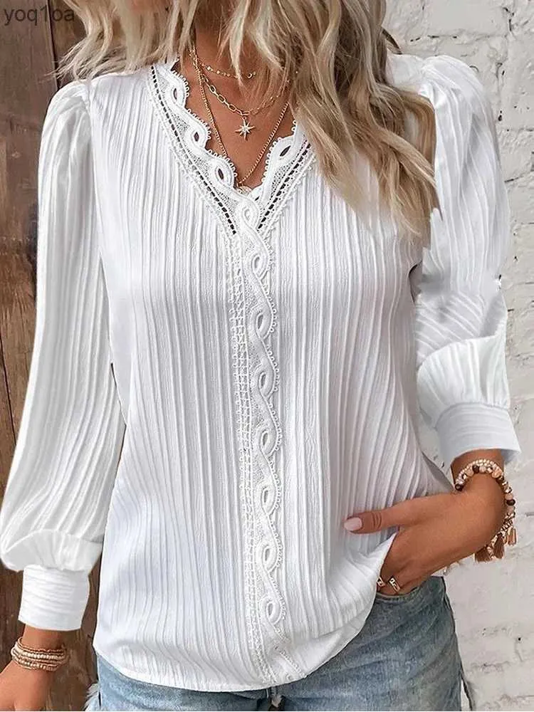 Women's Blouses Shirts Elegant Hollow Lace Patchwork Women Shirt Chic Long Sleeved V-neck Design Fashion Shirt Plain Lace Casual Basic Regular TopsL2403