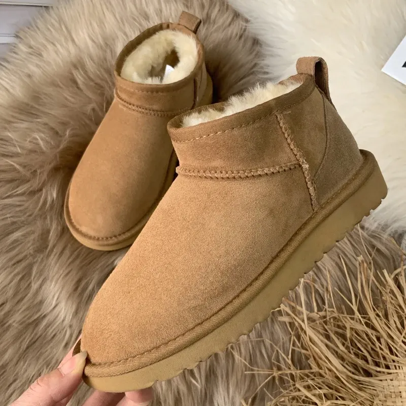 Boots New 2023 Style Basic Short Mini Winter Sheepskin Snow Boots Women Natural Wool Fur Lined Ankle Warm Flat Shoes Plus Size 3544