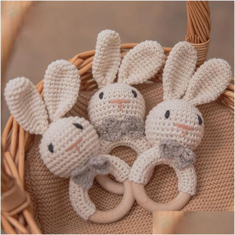 Chocalhos Mobiles Bebê Chocalho Cloghet Amigurumi Bunny Bell Nascido Tricô Ginásio Brinquedo Educacional Mordedor Móvel 012 Meses 230525 Drop D DHMKC