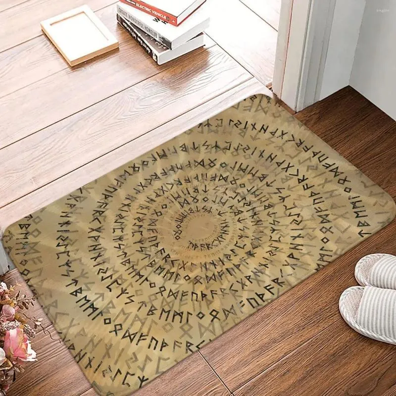 Tapis Elder Futhark Spiral Art sur texture en bois Tapis de bain Viking Tapis de maison Paillasson de cuisine Tapis d'extérieur