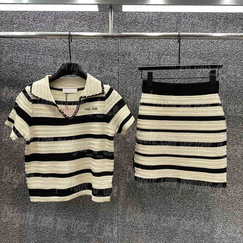 Luxury Women Dress Knits Set Striped Casual Short Sleeve Skirts Tops Outfits Designer Polo Knitted Dresses 423