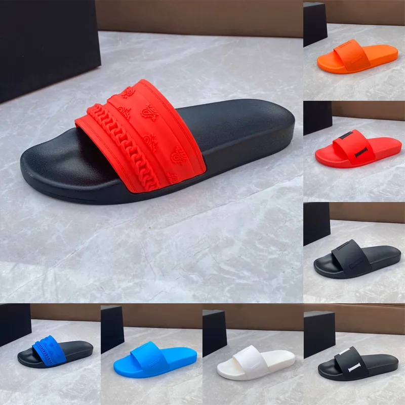 Lyxdesigner Sandaler Menskvinnor Slippare Pool Slide Bandana Chain Red Black Rubber Letter Slipper Fashion Summer Flat Slides Brands Sliders Sandale Storlek 38-45