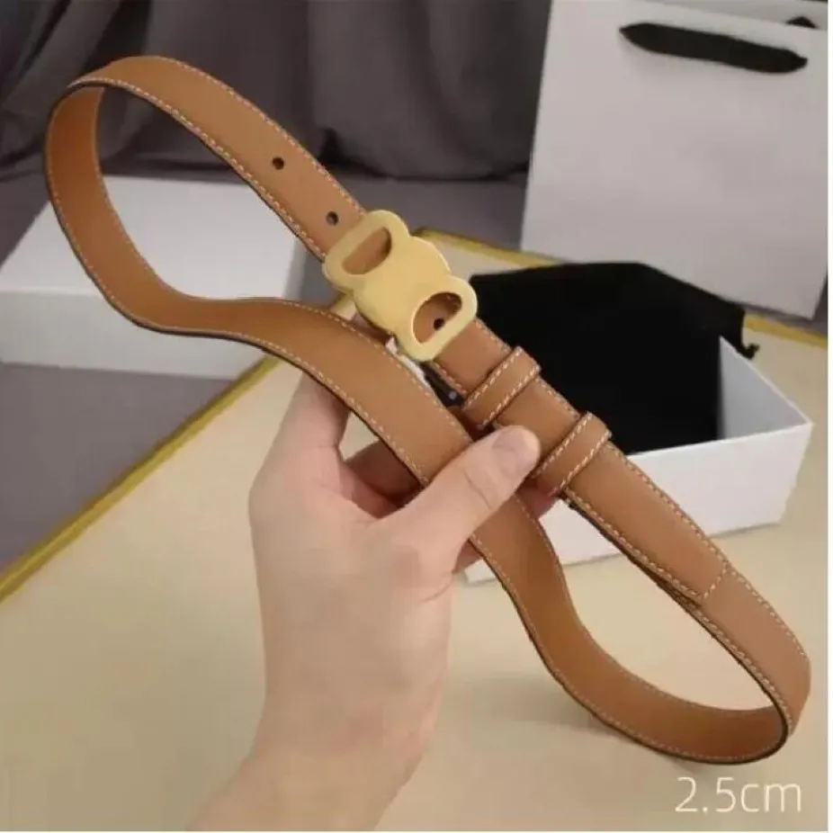 Fashion Smooth Buckle Belt Retro Design Thin midjebälten för män Womens bredd 2 5 cm äkta kohud 4 Färg valfritt Cintura ceint235o