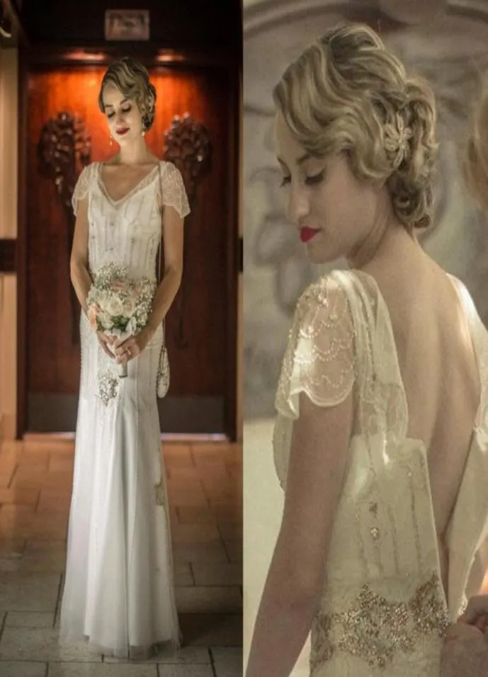 Glamorösa 1920039 -inspirerade bohemiska bröllopsklänningar Cap Sleevs V Neck Beading Boho Bridal Glowns paljetter Zipper Plus Size Robes8232158