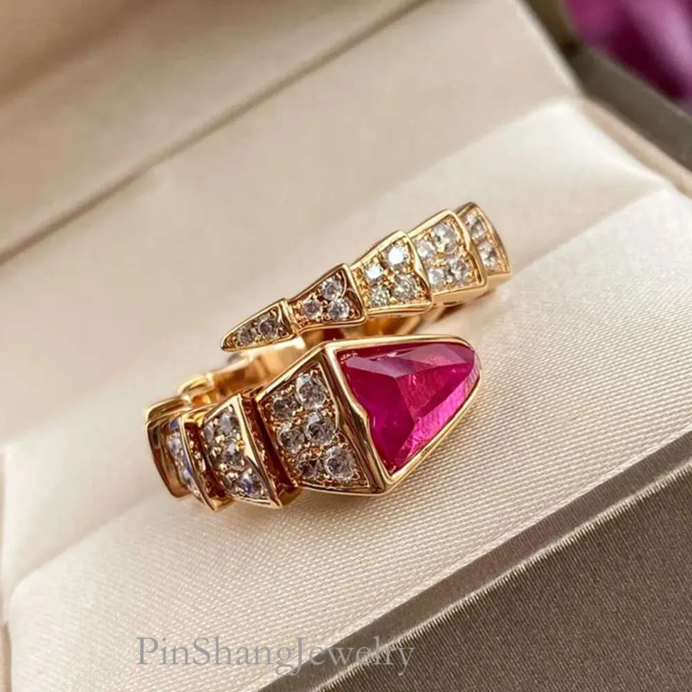 Дизайнерское кольцо серии змеи для женщины для женщин с бриллиантом Gemstone Золото с высоким качеством качества изысканный подарки с коробкой 049