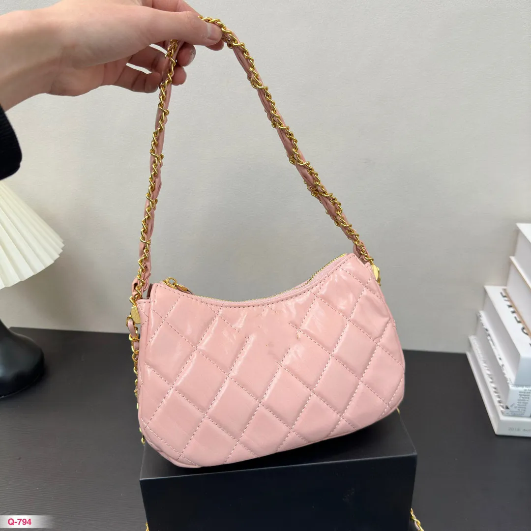 Triângulo de couro genuíno meio lua bolsa feminina Designers de vela de luxo bolsa de luxo e bolsa hobo weekender crossbody embreagem bolsas de ombro da embreagem