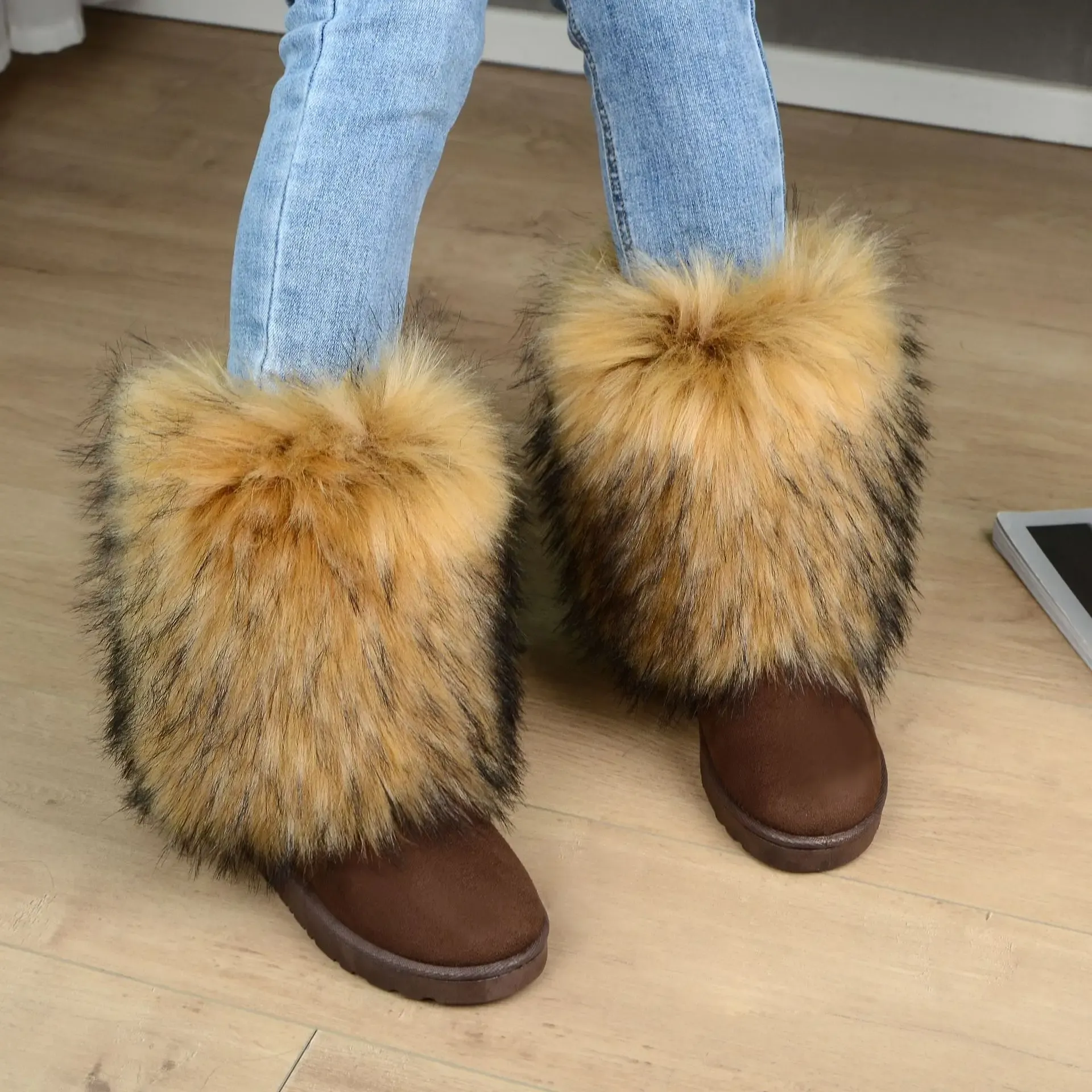 ブーツ44毛皮のような雪のブーツ女性冬の温かい毛皮靴膝高2023防水冬の冬の背の高いブーツパッド入りブーツ靴