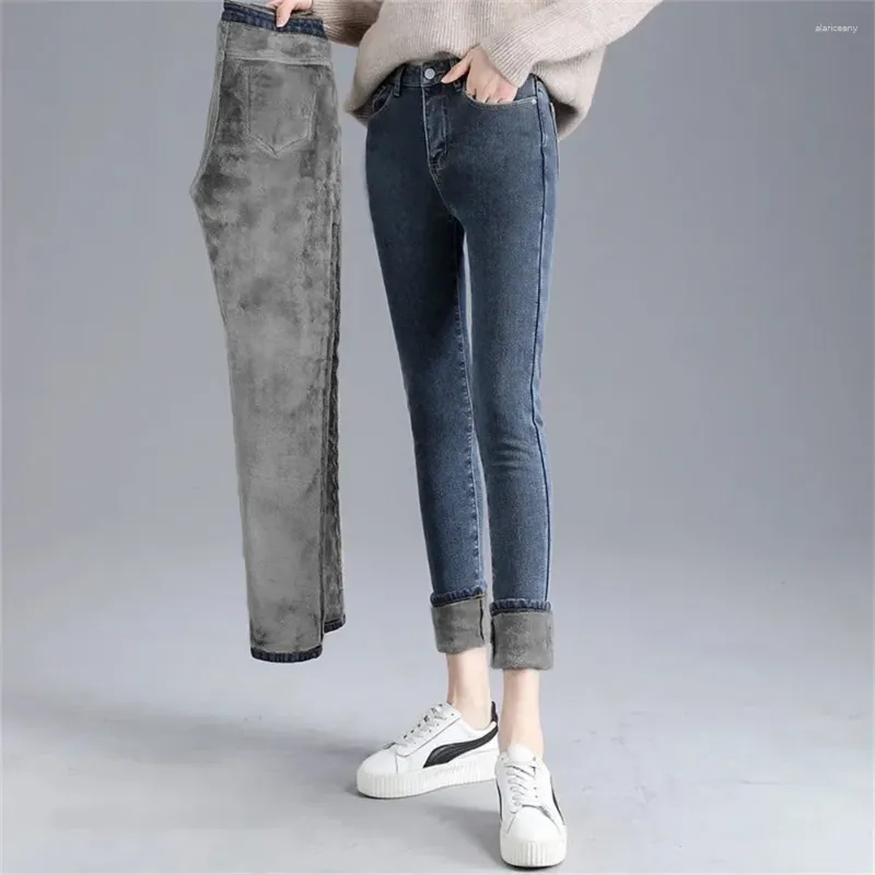 Jeans pour femmes longueur cheville décontracté épais crayon pantalon basique polaire denim femmes 2024 hiver taille moyenne maigre chaud plus velours