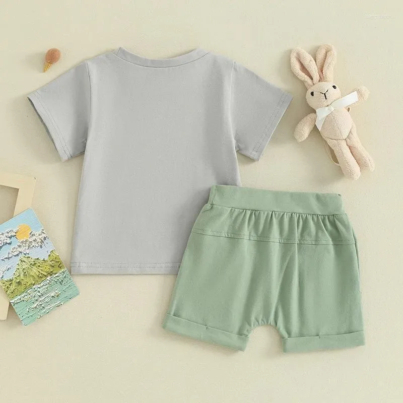 Комплекты одежды, пасхальный наряд для маленьких мальчиков, футболка с короткими рукавами и карманами, шорты с буквенным принтом, комплект милой летней одежды для младенцев