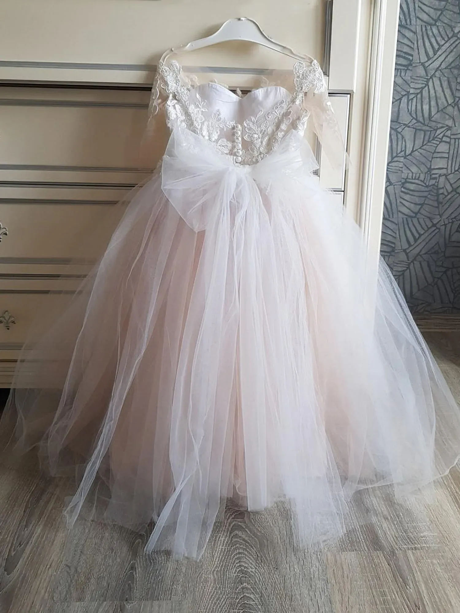 Wedding Ball Gown With Sleeves Tulle Applique Hi-Lo Hemline Junior  Bridesmaid Dress For Girls from Dhgate Flower Girls' Dresses - price 100.19