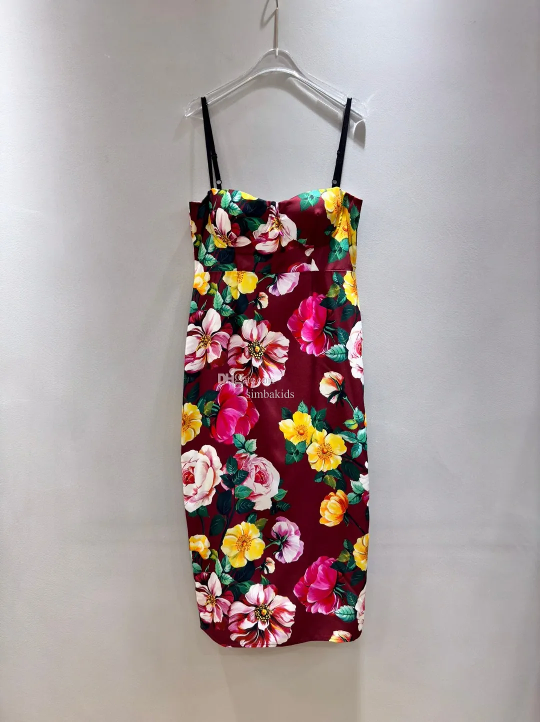 Dolc2024 Designer merk bloemenprint jurk Vakantiestijl bedrukte afslankende en sexy strapless jurk voor dames Dames hemdjejurk