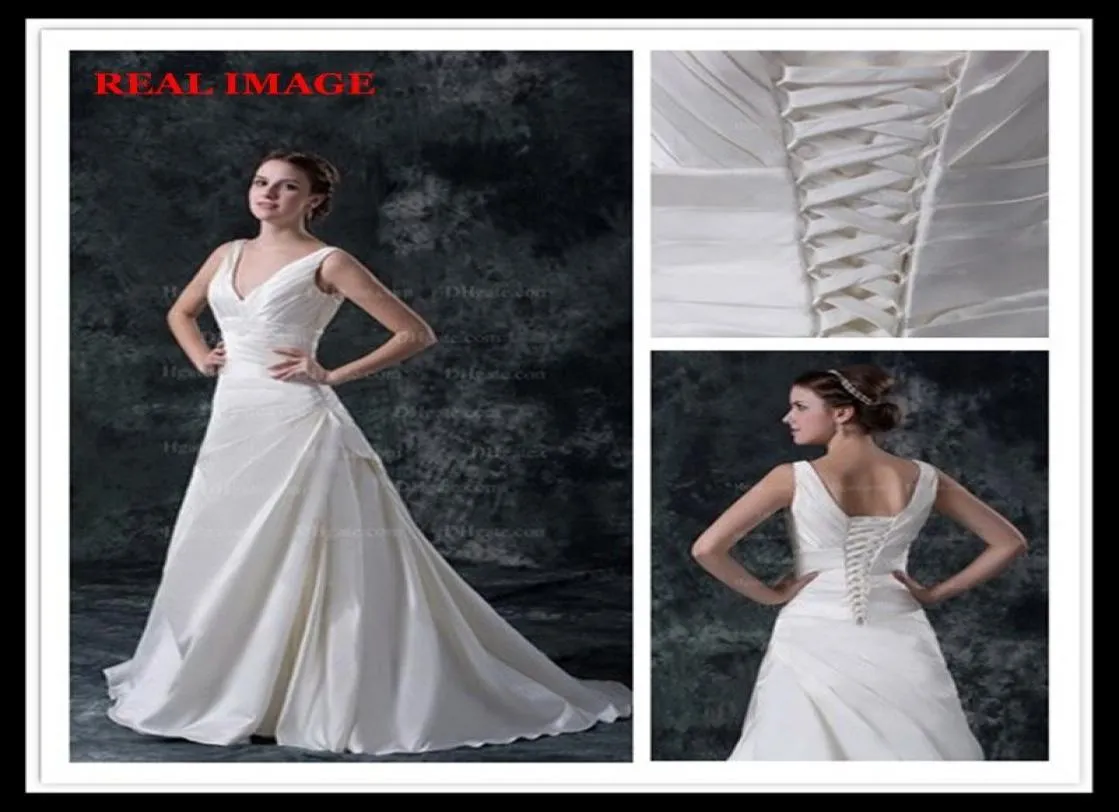 2015 A linha V decote plissados ​​vestidos de casamento de cetim até o chão tribunal trem vestido de noiva BY0265810406