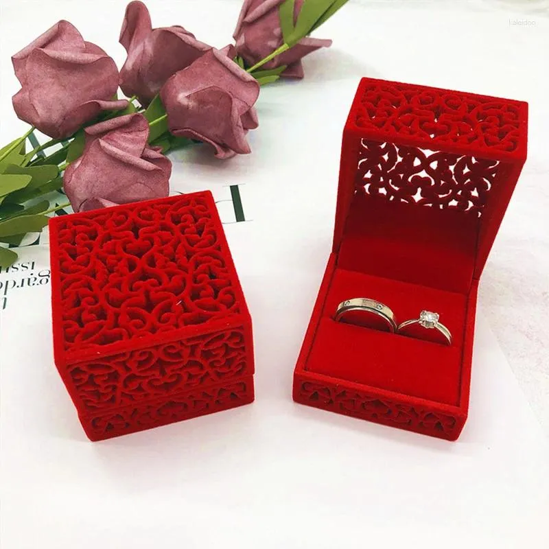 Jewelry Pouches Red Velvet Hollow Out Ring Box Couple Double Wedding Engagement Holder Festive Chinese Style Packaging