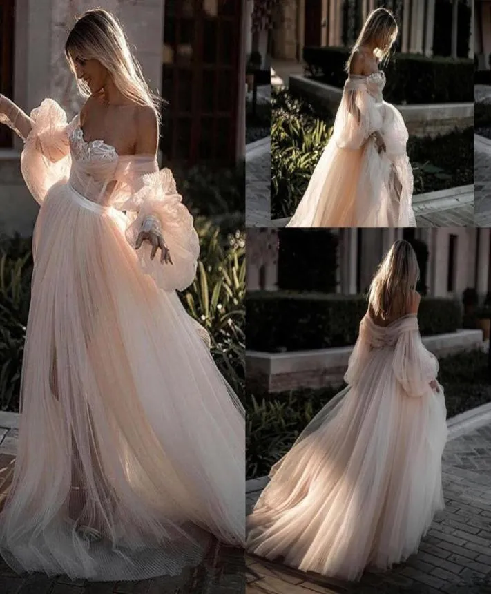 Champagne Long Sleeves Tulle Bohemia Beach Wedding Dresses Off Shoulder A Line Ruched Country Wedding Bridal Gowns BC24309768568