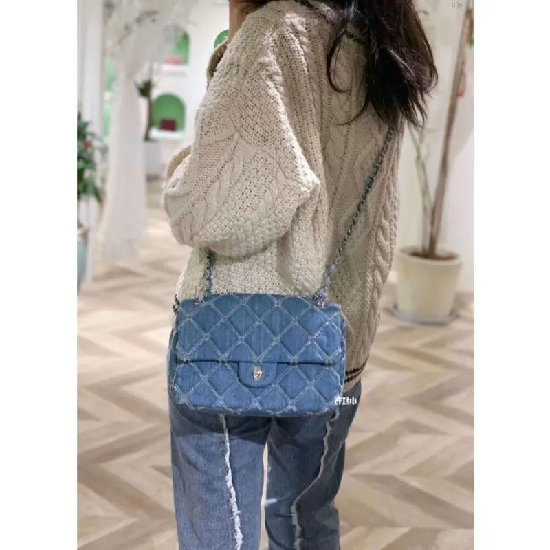 CC -väskor Dark Blue Denim 10a Luxury Women Bag 25cm Designer Shoulder Handväskor Purs Pures Vintage Handbag Silver Chain Hardware bör remmar OLFI